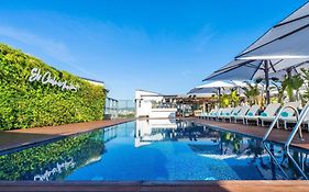 Pullman Barcelona Skipper